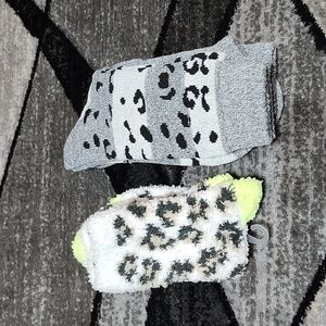 WOMEN'S NWOT LEOPARD PRINT CREW BOOT SOCKS BUNDLE